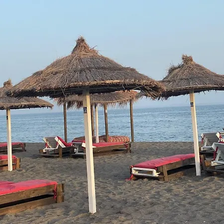 Fishta Q5 25 Apartament *